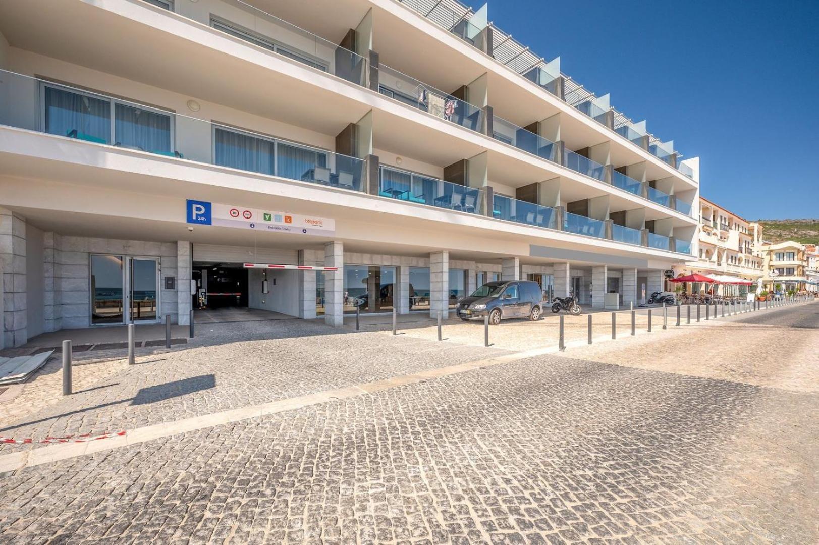 Guestready - Beachfront Naufrago'S Retreat 2 Sesimbra Esterno foto